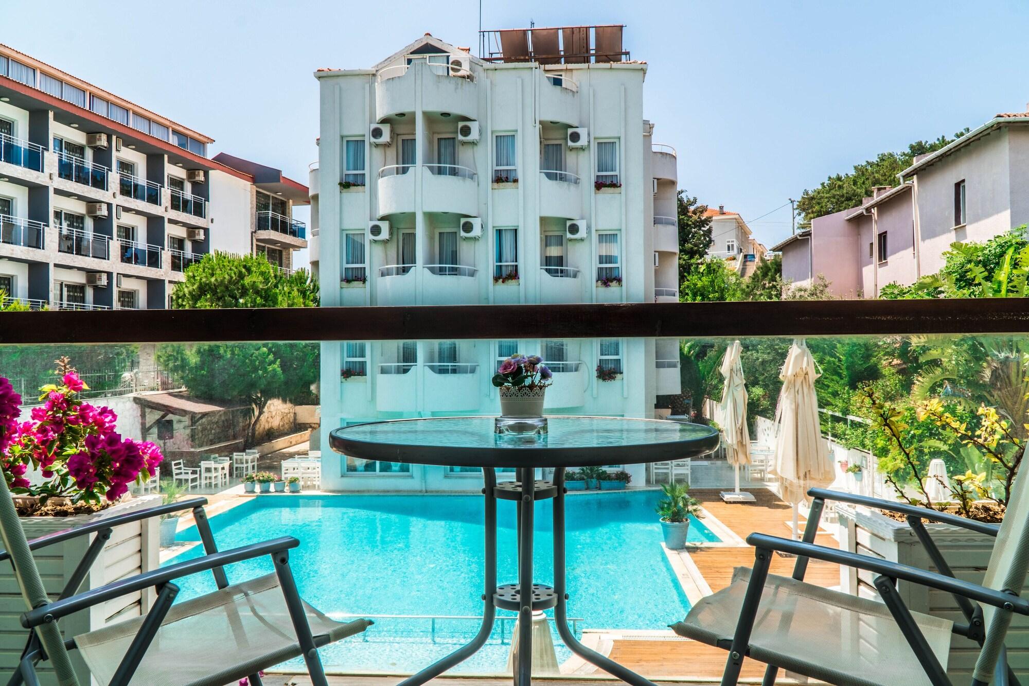 Otel Yeni Cesme Ngoại thất bức ảnh