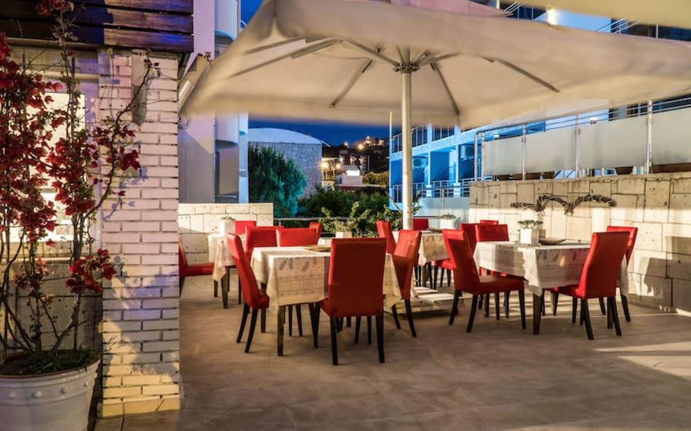 Otel Yeni Cesme Ngoại thất bức ảnh