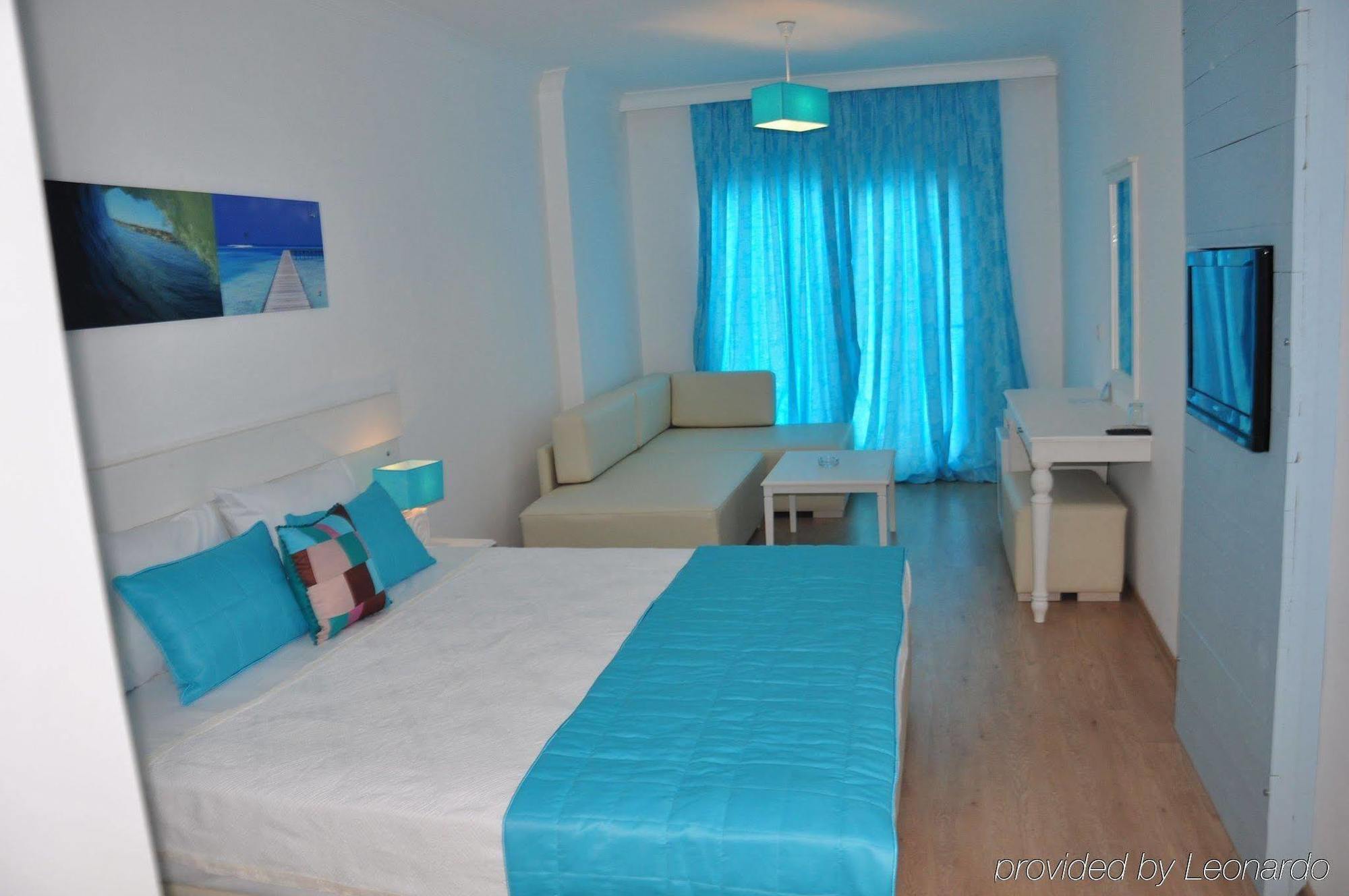 Otel Yeni Cesme Phòng bức ảnh
