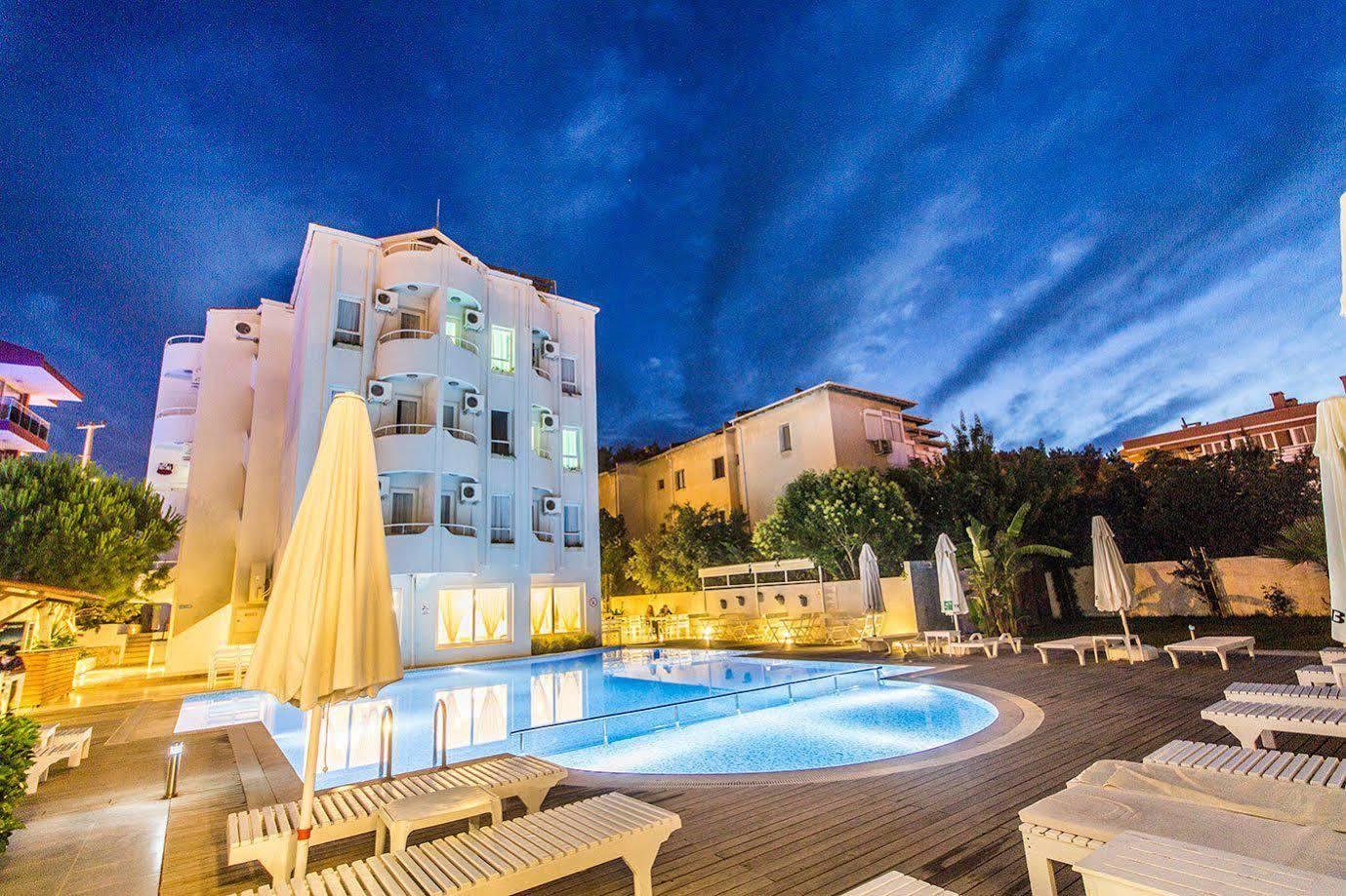 Otel Yeni Cesme Ngoại thất bức ảnh