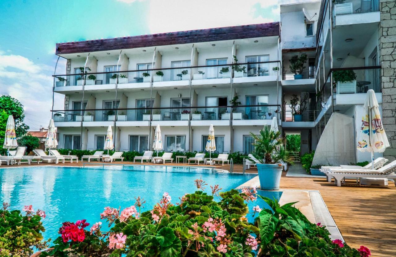 Otel Yeni Cesme Ngoại thất bức ảnh